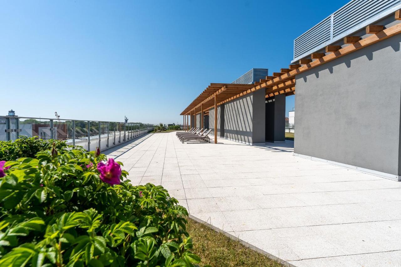 Nadmorskie Tarasy Apartament Wave Surfingbird Kołobrzeg Exterior foto